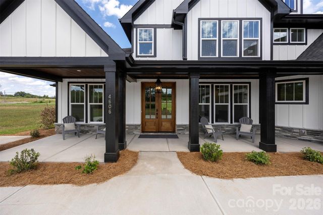 4606 Quiet Rail Court, Lancaster, SC 29720