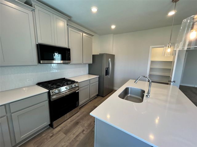 3327 Young Clover Way, Houston, TX 77047