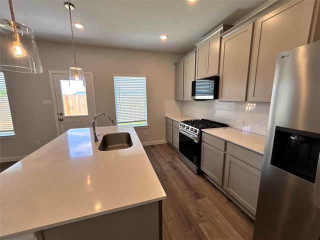 3327 Young Clover Way, Houston, TX 77047