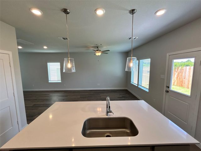 3327 Young Clover Way, Houston, TX 77047