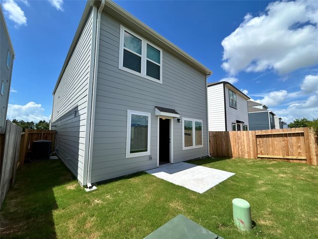 3327 Young Clover Way, Houston, TX 77047