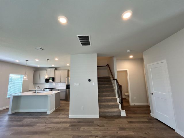 3327 Young Clover Way, Houston, TX 77047