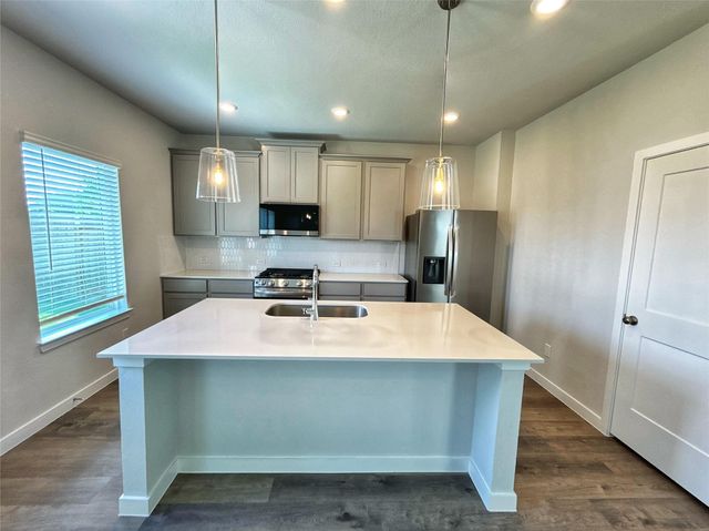 3327 Young Clover Way, Houston, TX 77047
