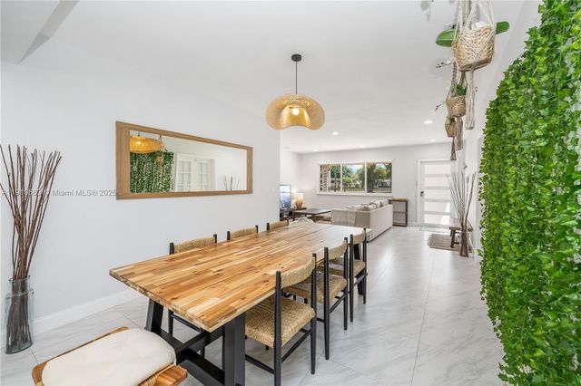 1331 NE 160th St, North Miami Beach, FL 33162