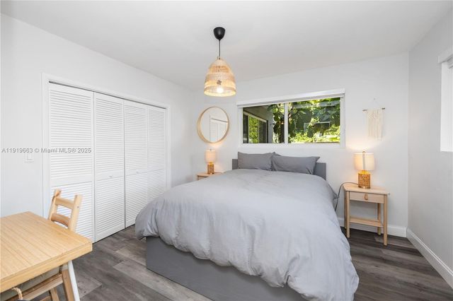 1331 NE 160th St, North Miami Beach, FL 33162