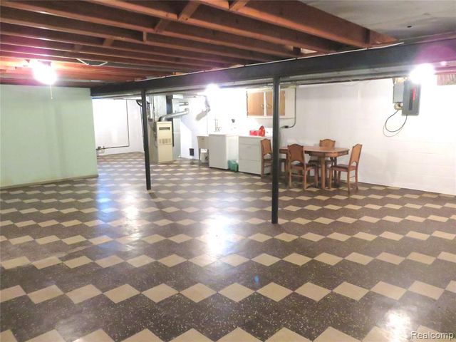 53432 Bruce Hill Drive, Shelby Twp, MI 48316