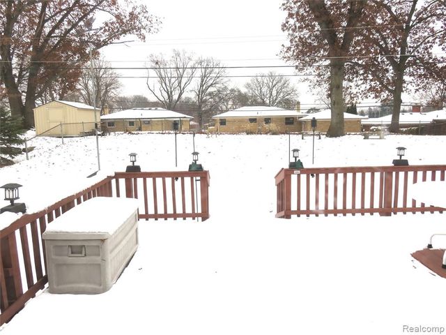 53432 Bruce Hill Drive, Shelby Twp, MI 48316