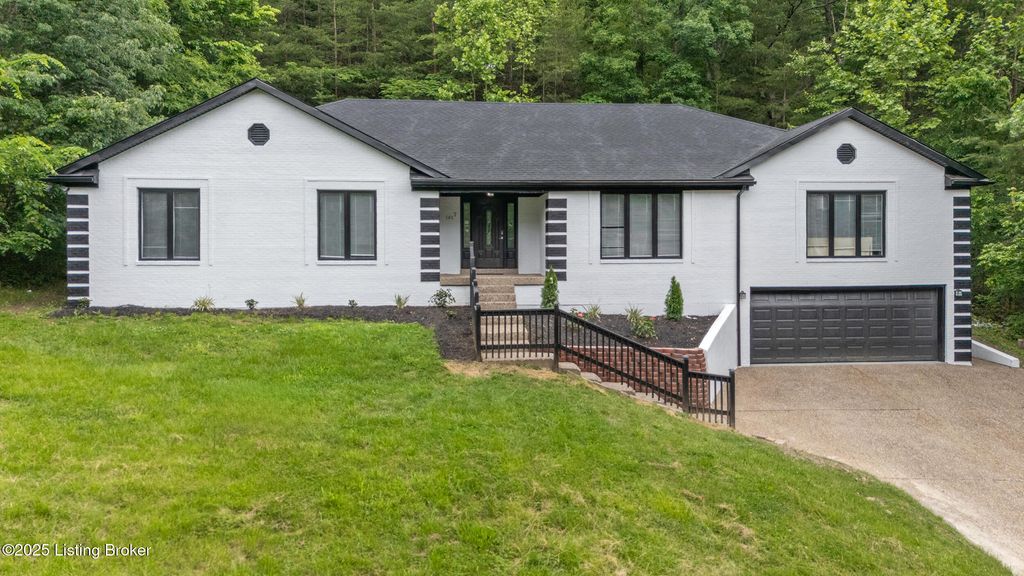 2418 Blevins Gap Road Rd, Louisville, KY 40272