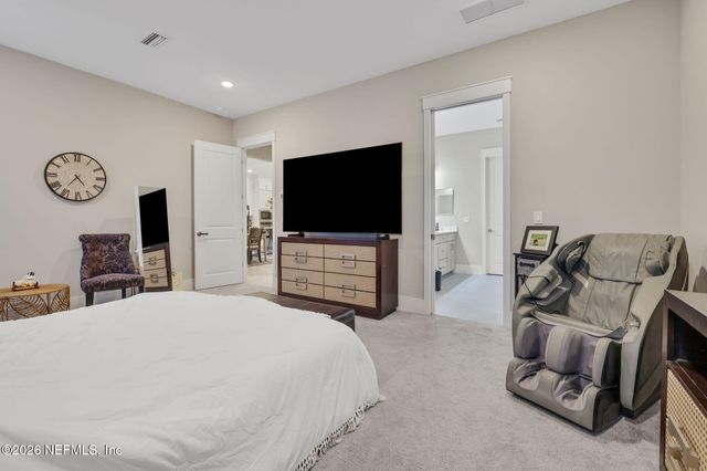 10026 INVENTION Lane, Jacksonville, FL 32256