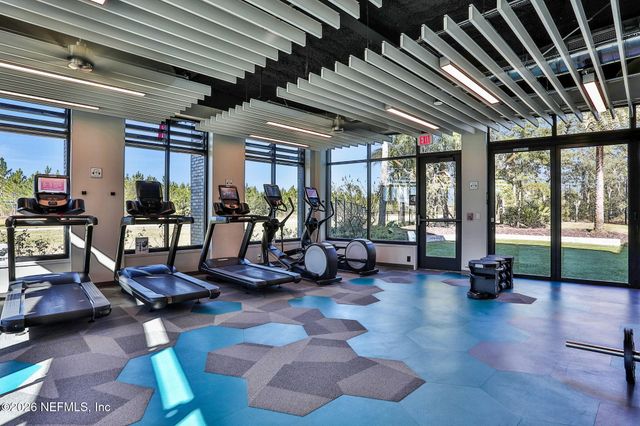 10026 INVENTION Lane, Jacksonville, FL 32256