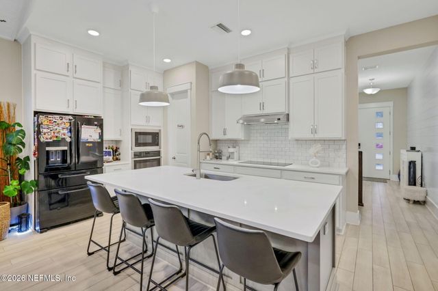 10026 INVENTION Lane, Jacksonville, FL 32256