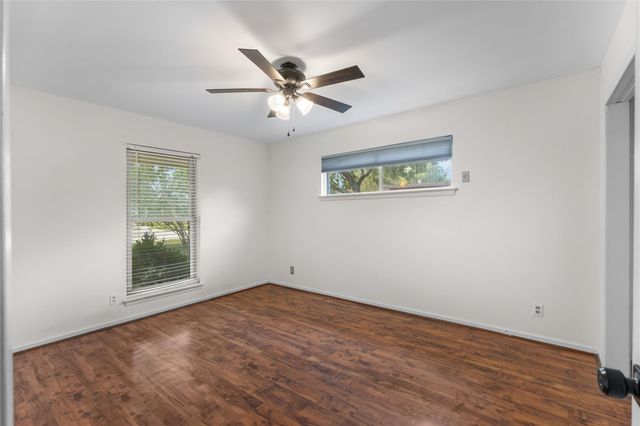 1911 Manila Lane, Houston, TX 77043