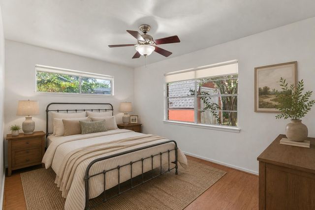 1911 Manila Lane, Houston, TX 77043