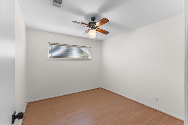 1911 Manila Lane, Houston, TX 77043