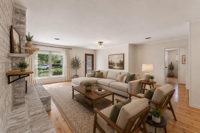 1911 Manila Lane, Houston, TX 77043