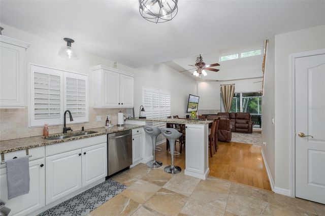 18814 PLACE ANTIBES, Lutz, FL 33558