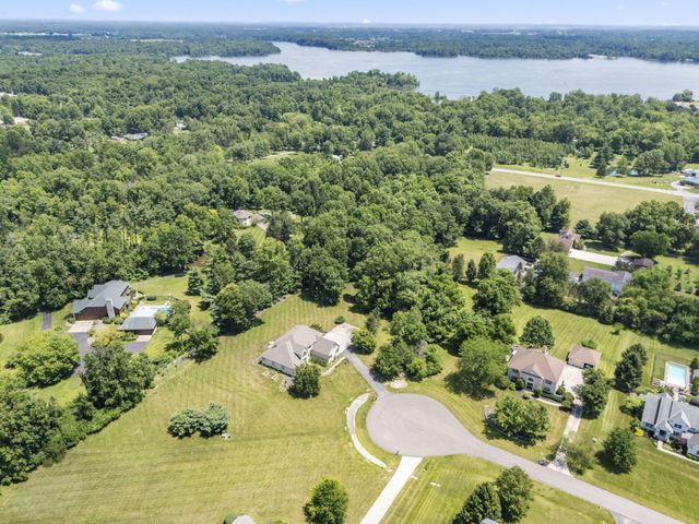 2679 Red Robin Way, Delaware, OH 43015