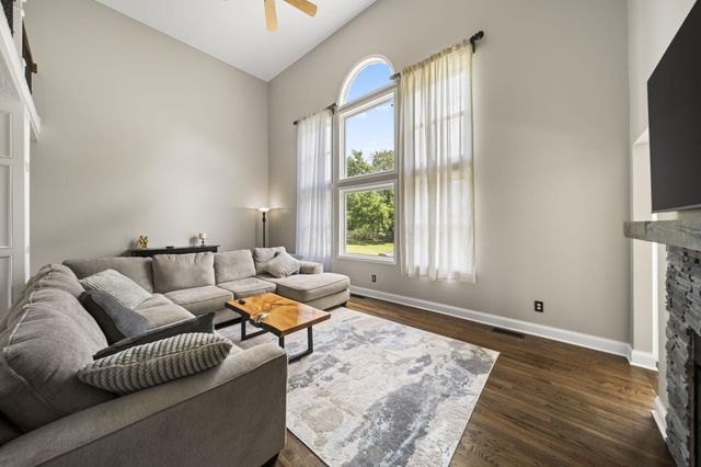 2679 Red Robin Way, Delaware, OH 43015