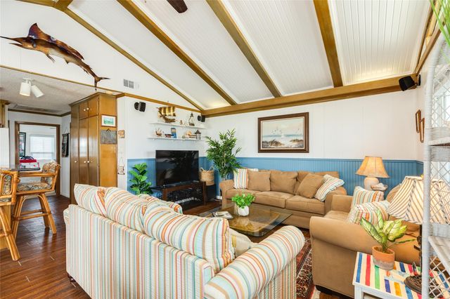 16700 Jamaica Beach Road, Galveston, TX 77554