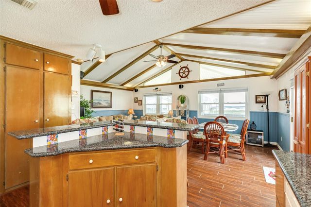 16700 Jamaica Beach Road, Galveston, TX 77554