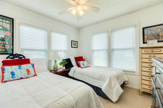16700 Jamaica Beach Road, Galveston, TX 77554