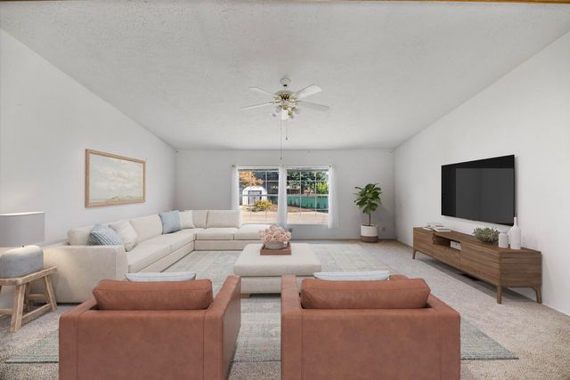 1105 Doneen Lane, Grants Pass, OR 97526