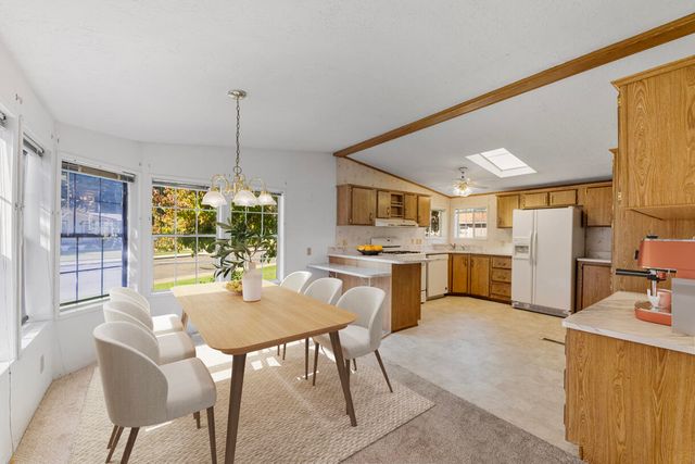 1105 Doneen Lane, Grants Pass, OR 97526