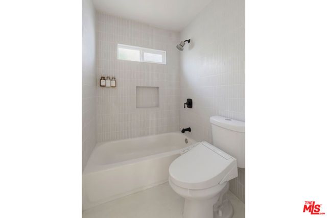 3174 Weldon Avenue, Los Angeles, CA 90065