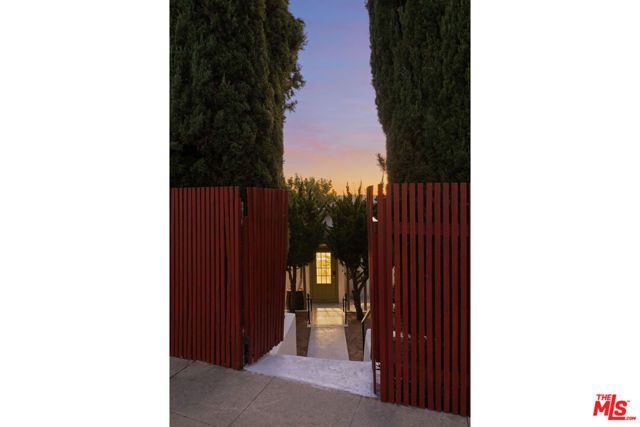 3174 Weldon Avenue, Los Angeles, CA 90065