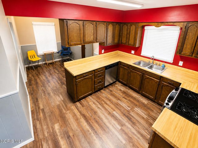 2036 Eastbrook Drive, Toledo, OH 43613