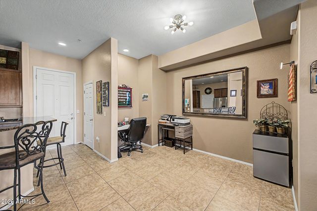 14575 W MOUNTAIN VIEW Boulevard 10305, Surprise, AZ 85374