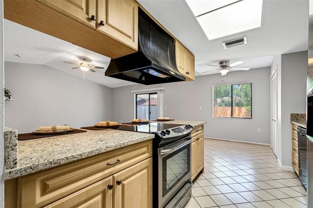 105 LOTUS CIRCLE, Safety Harbor, FL 34695