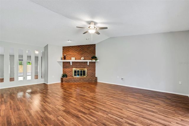 105 LOTUS CIRCLE, Safety Harbor, FL 34695