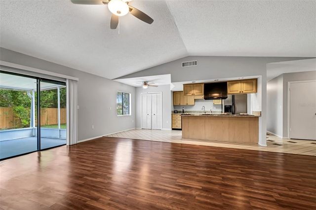 105 LOTUS CIRCLE, Safety Harbor, FL 34695