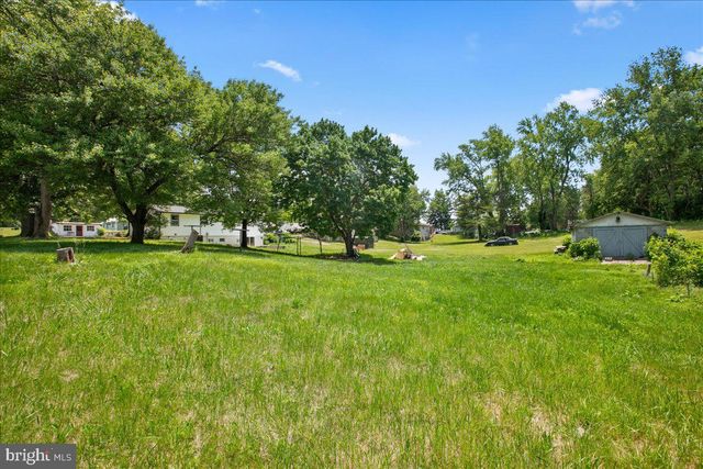 5028 HARPERS FERRY RD, Sharpsburg, MD 21782