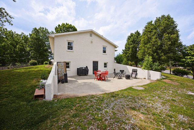 1525 Tennessee Ridge Road, Parksville, KY 40464