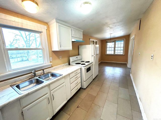 2918 W 15th Street, Little Rock, AR 72202