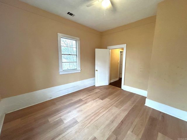 2918 W 15th Street, Little Rock, AR 72202