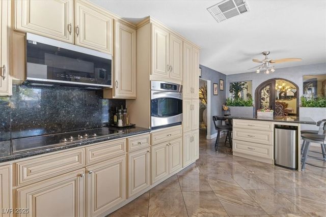 4365 Topaz Street, Las Vegas, NV 89121