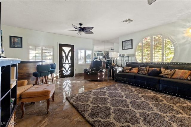 4365 Topaz Street, Las Vegas, NV 89121