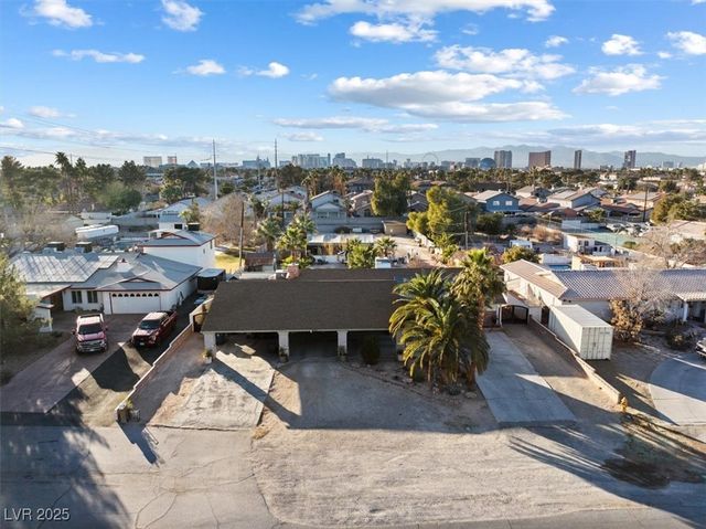 4365 Topaz Street, Las Vegas, NV 89121