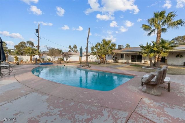 4365 Topaz Street, Las Vegas, NV 89121