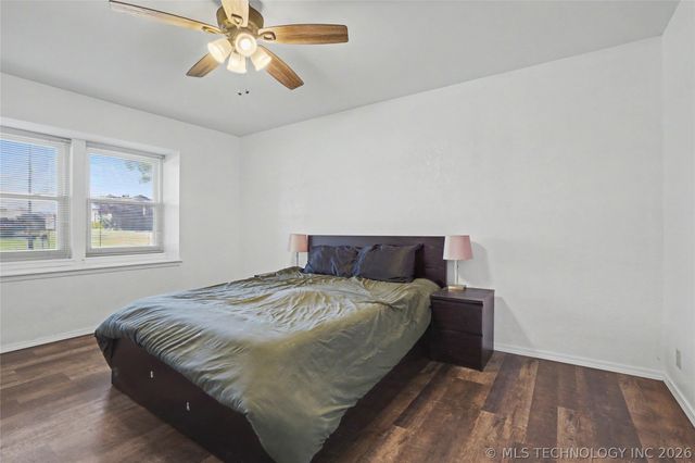 3637 E 143rd Street S, Bixby, OK 74008