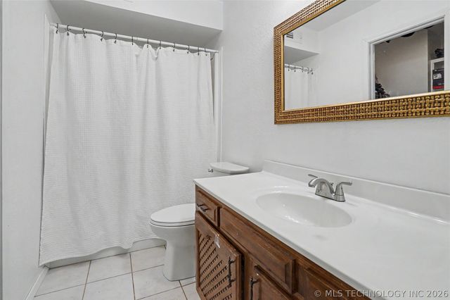 3637 E 143rd Street S, Bixby, OK 74008