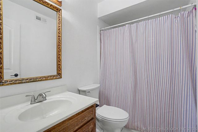 3637 E 143rd Street S, Bixby, OK 74008