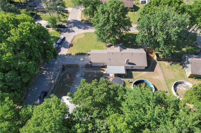 3637 E 143rd Street S, Bixby, OK 74008