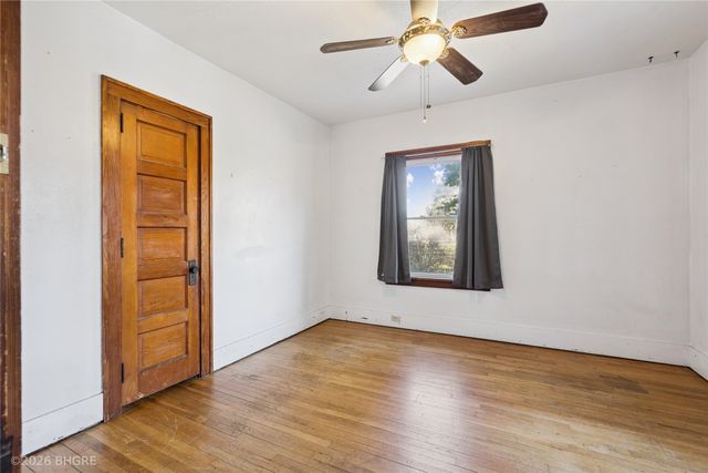 3819 S Union Street, Des Moines, IA 50315