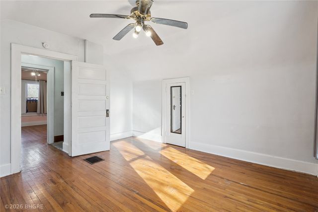 3819 S Union Street, Des Moines, IA 50315