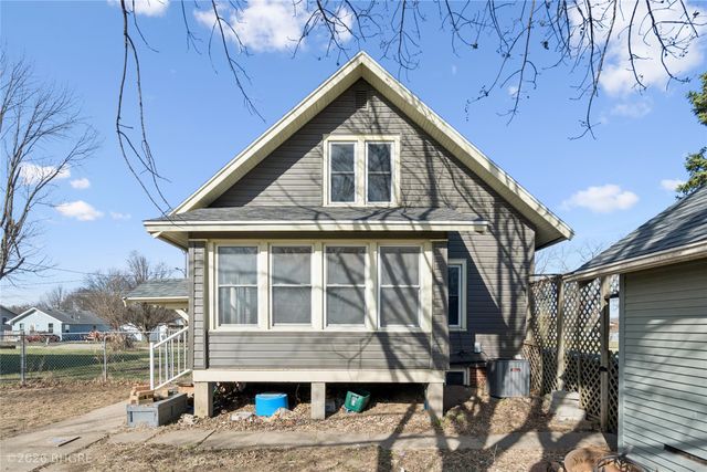 3819 S Union Street, Des Moines, IA 50315