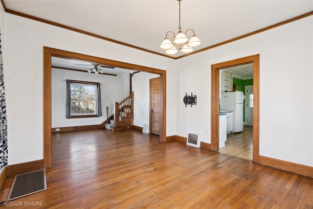 3819 S Union Street, Des Moines, IA 50315